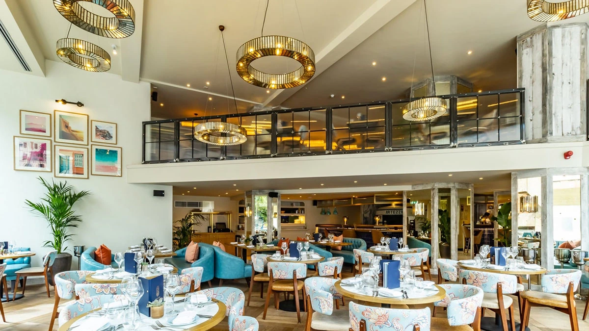 Artezzan restaurant interior